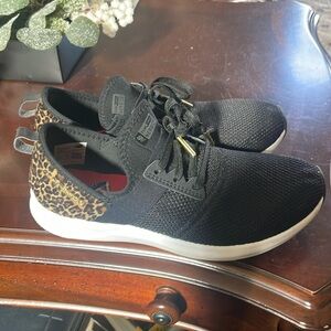 New Balance sneakers 8.5